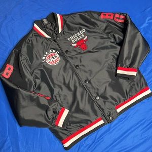 Chicago Bulls Varsity NBA Licensed Embroidered Logo Snap On jacket | Sz XL